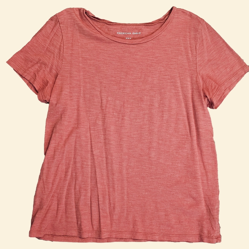 womens medium t-shirt pink shirt american eagle crew neck short sleeve